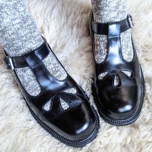 ❤️ J.CREW t-strap mary janes